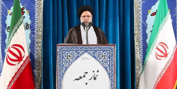 رییس جمهور در نماز جمعه