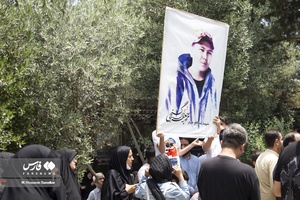 مراسم تشییع شهید مدافع حرم فاطمیون محمّد جعفری گنجی