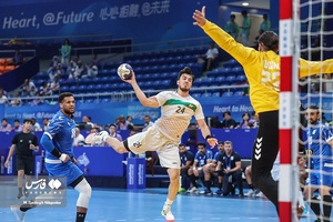 دیدار تیم‌های ملی هندبال ایران و کویت در مسابقات هندبال بازی‌های آسيايی هانگژو