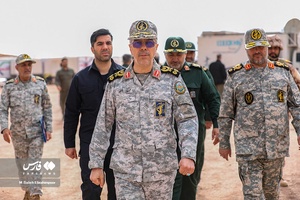 بازدید سرلشکر باقری از نیروی زمینی سپاه کرمان