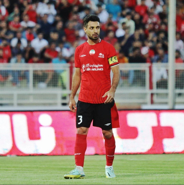 شجاع خلیل زاده