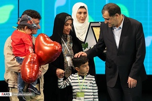 سید حسن قاضی زاده هاشمی وزیر بهداشت درجشن نفس