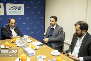 محمد مهدی نژاد نوری معاونت علوم،تحقیقات و فناوری ستاد کل نیروهای مسلح و مهدی بادپا مدیر کل فرهنگی اجتماعی وزارت علوم