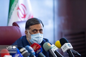 مصطفی آجورلو مدیر عامل استقلال درنشست خبری واگذاری سهام پرسپولیس و استقلال به مردم