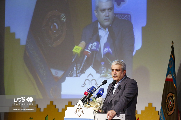 سورنا ستاری