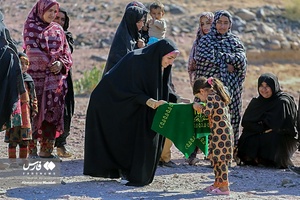 پرچم بارگاه ملکوتی حضرت امام رضا(ع) در روستای هودیان