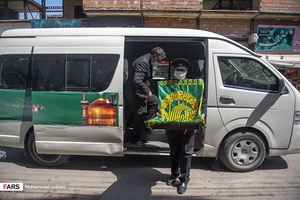 کاروان زیر سایه خورشید