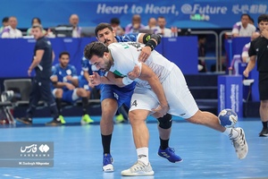 دیدار تیم‌های ملی هندبال ایران و کویت در مسابقات هندبال بازی‌های آسيايی هانگژو