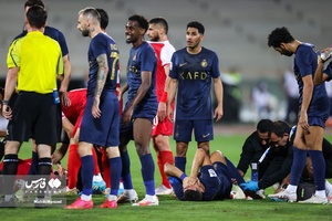 دیدار تیم‌های فوتبال پرسپولیس و النصر عربستان