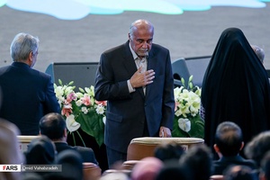 دکتر ایرج فاضل در جشن نفس