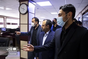 بازدید سیداحسان خاندوزی  وزیر اقتصاد و دارایی از تحریریه خبرگزاری فارس