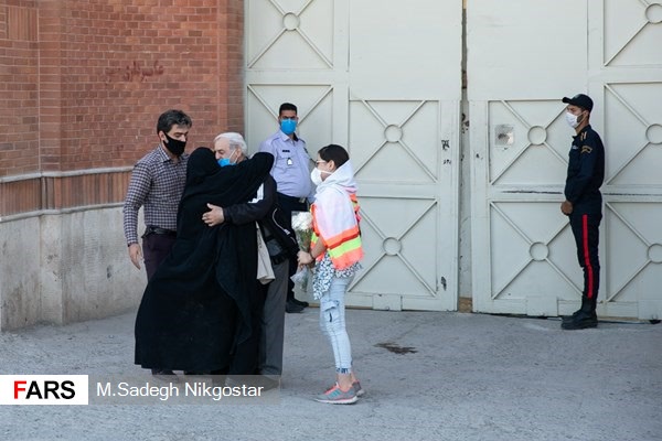 آزادی زندانی