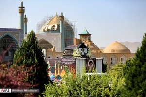 مراسم تشییع پیکر آیت‌الله فقیه‌ایمانی در اصفهان