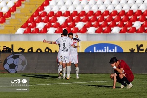 لیگ برتر فوتبال/ پدیده مشهد 1 -1 پرسپولیس تهران