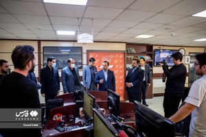 بازدید سیداحسان خاندوزی  وزیر اقتصاد و دارایی از تحریریه خبرگزاری فارس