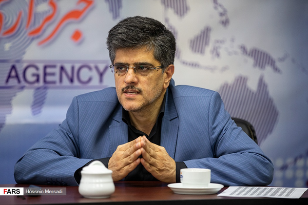 حسن امیری معاون نظارت بورس در میزگرد بازارپایه فرابورس ایران