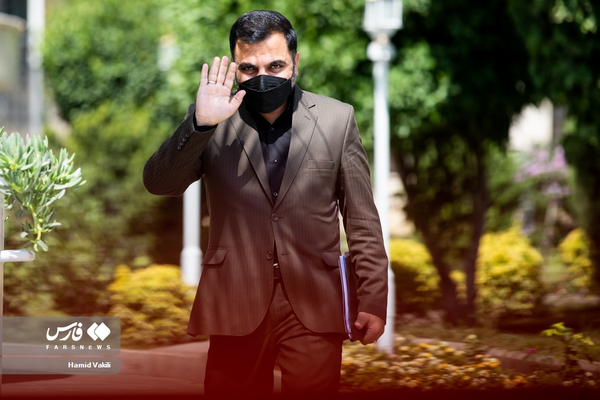 عیسی زارع پور 