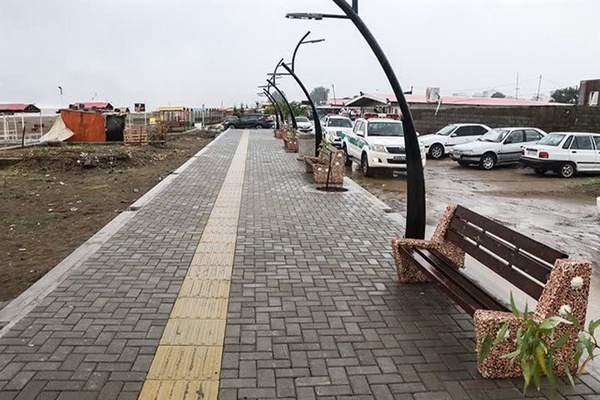 بی