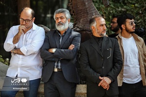 مراسم خاکسپاری فردوس کاویانی