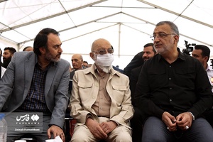 علیرضا زاکانی شهردار تهران و مهدی چمران رییس شورای شهر تهران در افتتاح فاز یک  بوستان ایرانیان