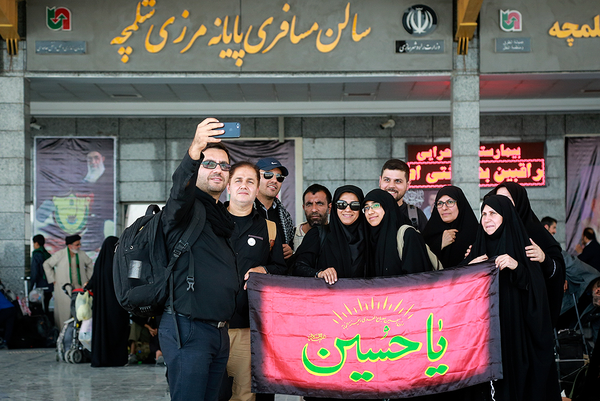 بازگشت زائرین اربعین حسینی از مرز شلمچه
