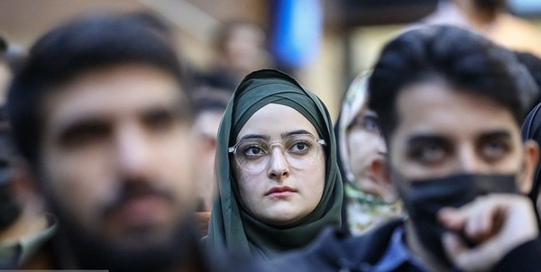 دانشجو