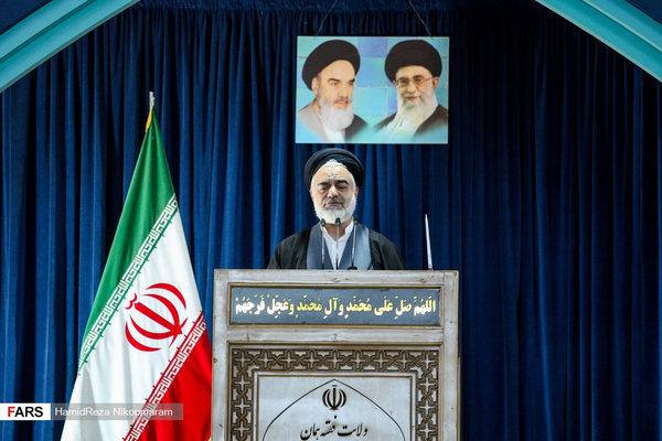 آیت الله مهدوی امام جمعه موقت اصفهان