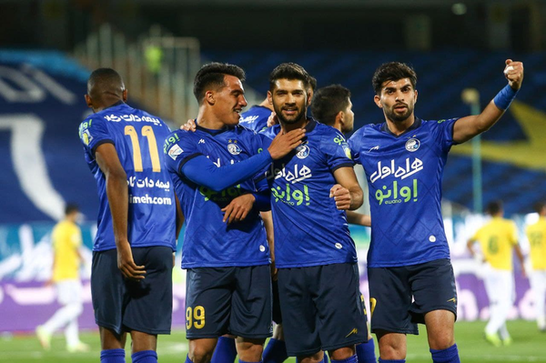 شادی استقلال