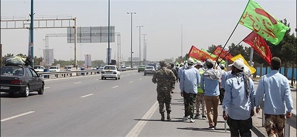 کاروان پیاده‌روی عاشقان خمینی (ره)