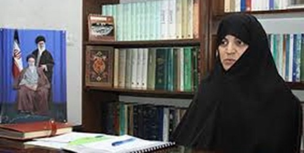 زهره سادات لاجوردی 