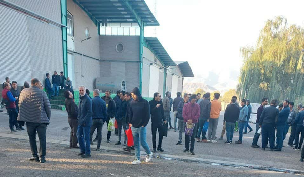 کارگران کارخانه «تکه‌دانه« مرند