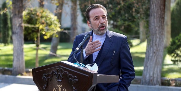 محمود واعظی