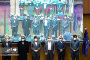 علیرضا پیمان‌پاک رئیس کل سازمان توسعه تجارت ایران، غلامحسین شافعی رئیس اتاق بازرگانی ایران،سید رضا فاطمی‌امین وزیر صمت ،محمد مخبر معاون اول رئیس جمهور، محسن رضایی معاون اقتصادی رئیس‌جمهور ، سورنا ستاری معاون فناوری رئیس‌جمهور