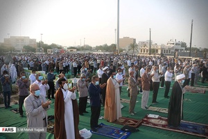 نماز عید سعید فطر در ساحل بوشهر