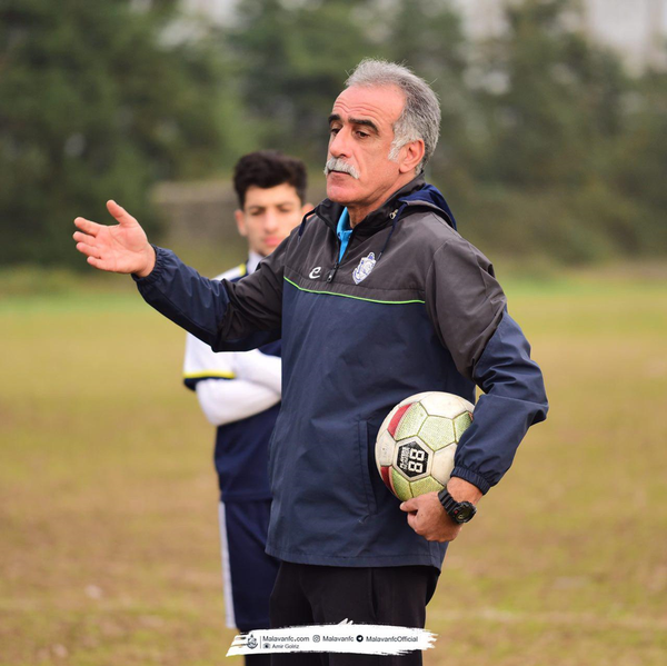 محمد احمدزاده، احمدزاده