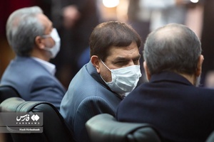 محمد مخبر معاون اول رئیس جمهور و محسن رضایی معاون اقتصادی رئیس‌جمهور در بیست و پنجمین سالروز ملی صادرات 