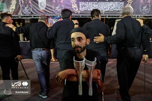 مراسم عزاداری شاه حسین گویان آذری‌های مقیم پایتخت در خیابان بهشت