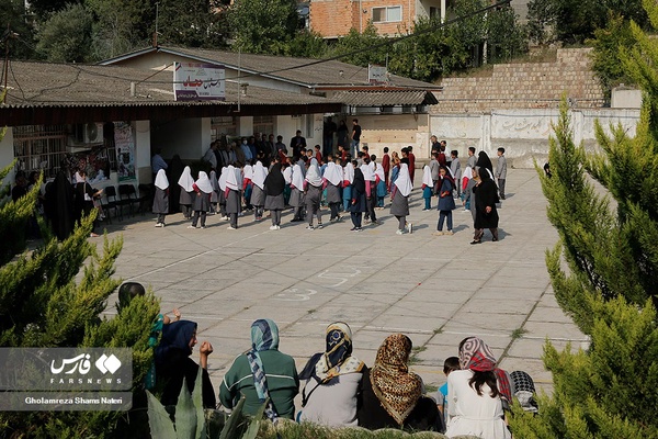 آغاز سال تحصیلی  در چالوس 