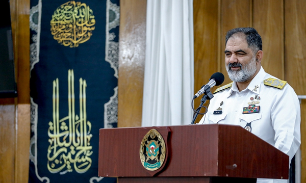 دریادار ایرانی