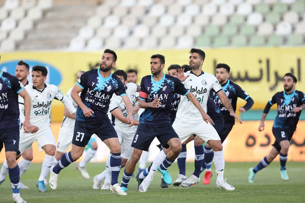 استقلال و پیکان، پیکان و استقلال