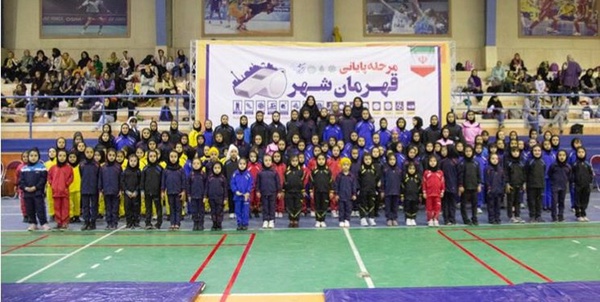 بدمینتون قهرمان شهر
