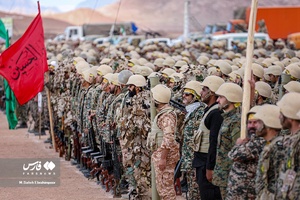 بازدید سرلشکر باقری از نیروی زمینی سپاه کرمان