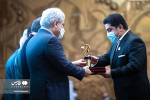 تقدیر از شرکت ها برتر صادرات در بیست و پنجمین سالروز ملی صادرات 