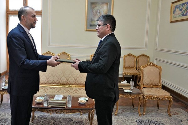 سفیر ازبکستان و امیرعبداللهیان