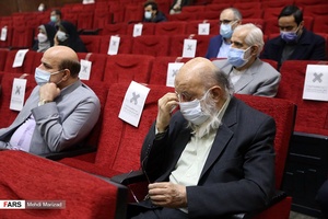 ابراز احساسات مهدی چمران هنگام پخش کلیپی از شهید حاج قاسم سلیمانی در چهارمین مجمع عمومی جمعیت پیشرفت و عدالت ایران 