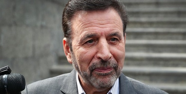 محمود واعظی