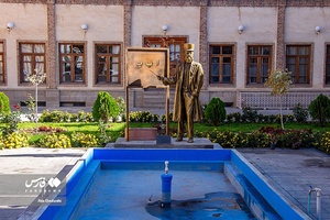 نخستین مدرسه تحصیلات ابتدایی به شیوه نوین در ایران به نام مدرسه رشدیه