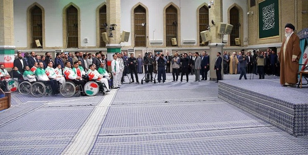 دیدار ورزشکاران با مقام معظم رهبری