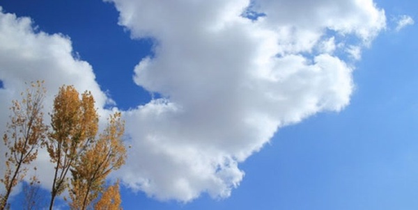 آسمان پاییزی