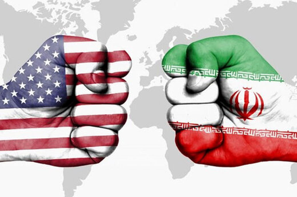 جنایت علیه ایران